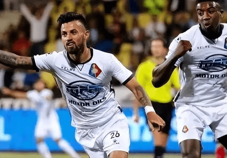 到了一个新 到了一个新