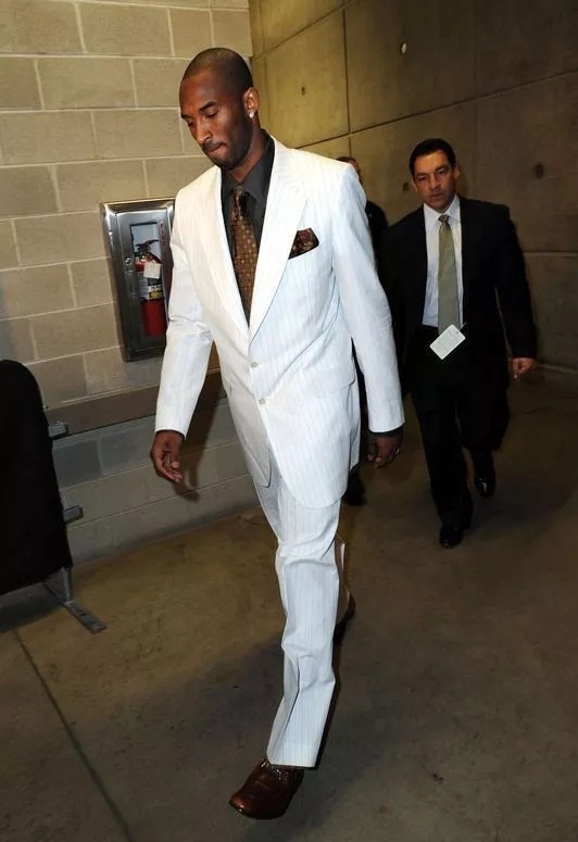 边路过人成 边路过人成